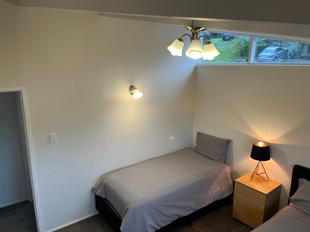 Hillcrest Homestay, Northshore, โอ๊คแลนด์ ภายนอก รูปภาพ